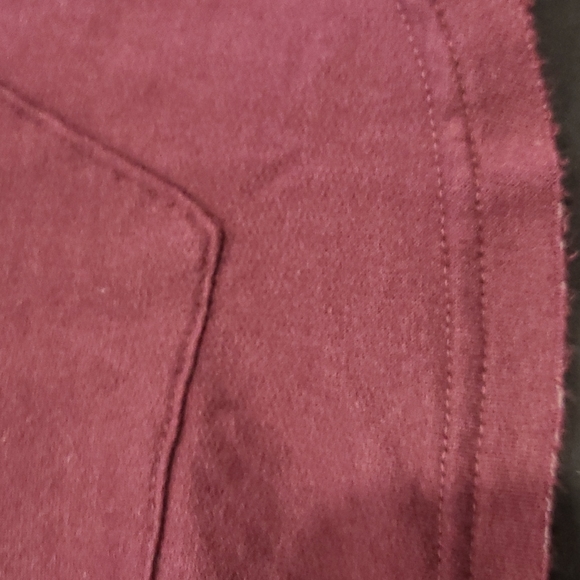 Splendid maroon soft hoodie with black sherpa inner hood - Picture 7 of 9